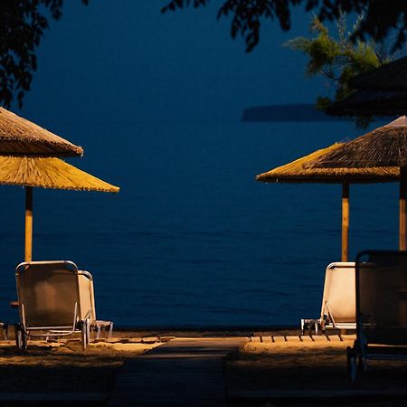 Zoe Seaside Resort 吉亚洛瓦 外观 照片