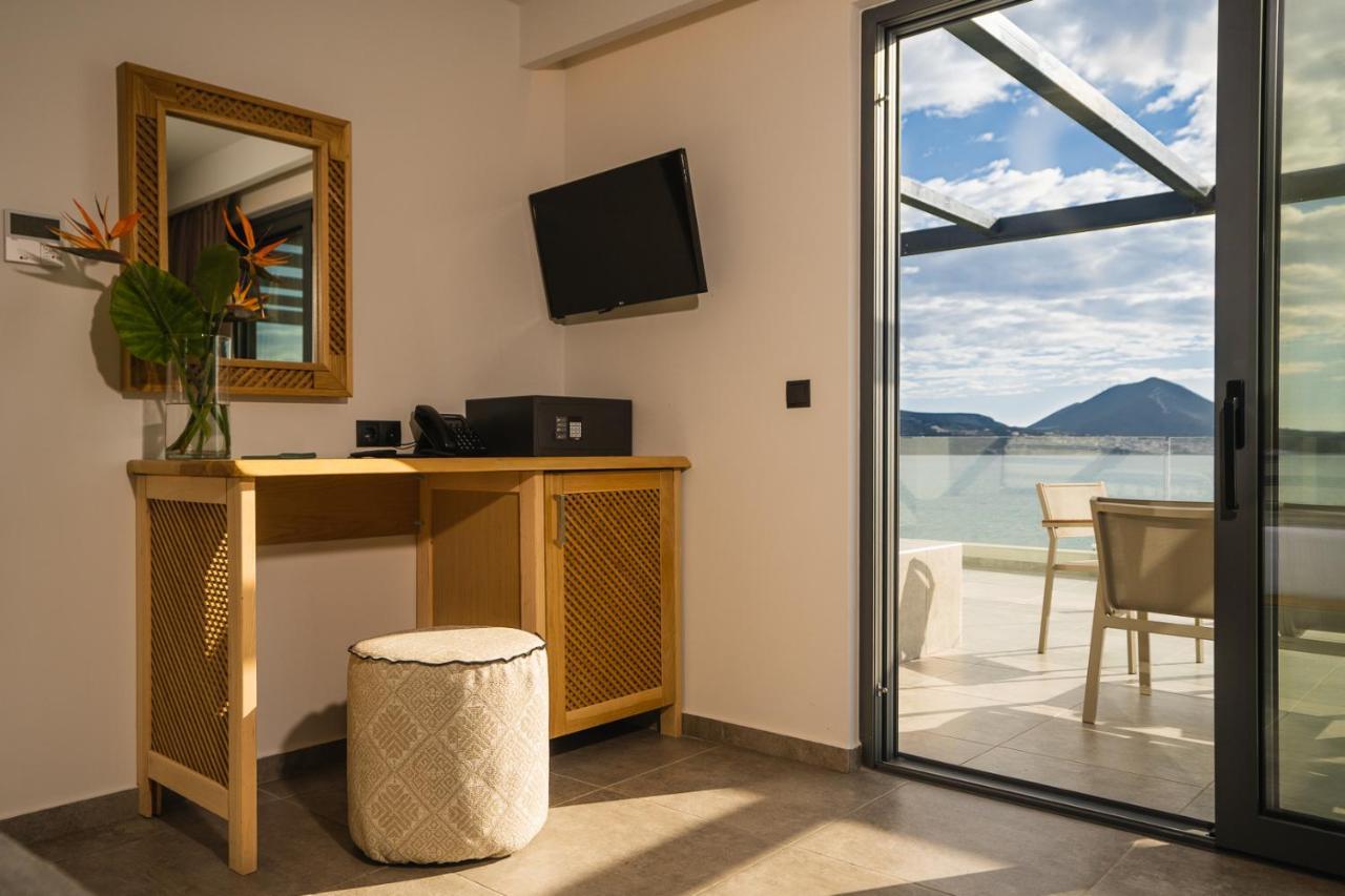 Zoe Seaside Resort 吉亚洛瓦 外观 照片