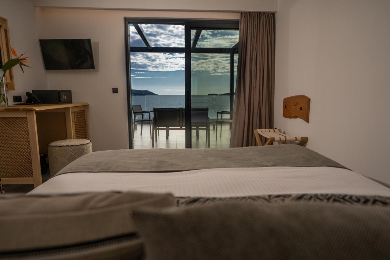 Zoe Seaside Resort 吉亚洛瓦 外观 照片