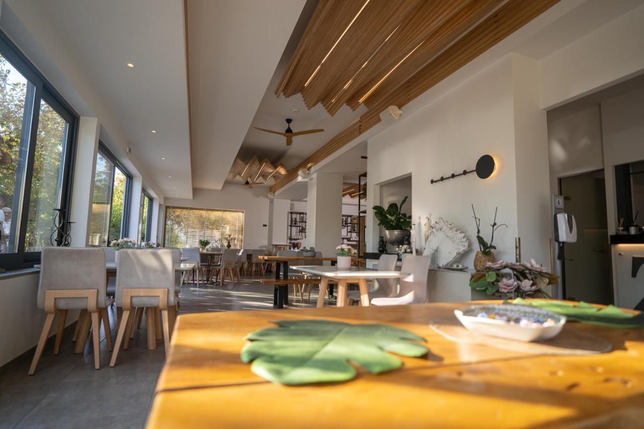 Zoe Seaside Resort 吉亚洛瓦 外观 照片