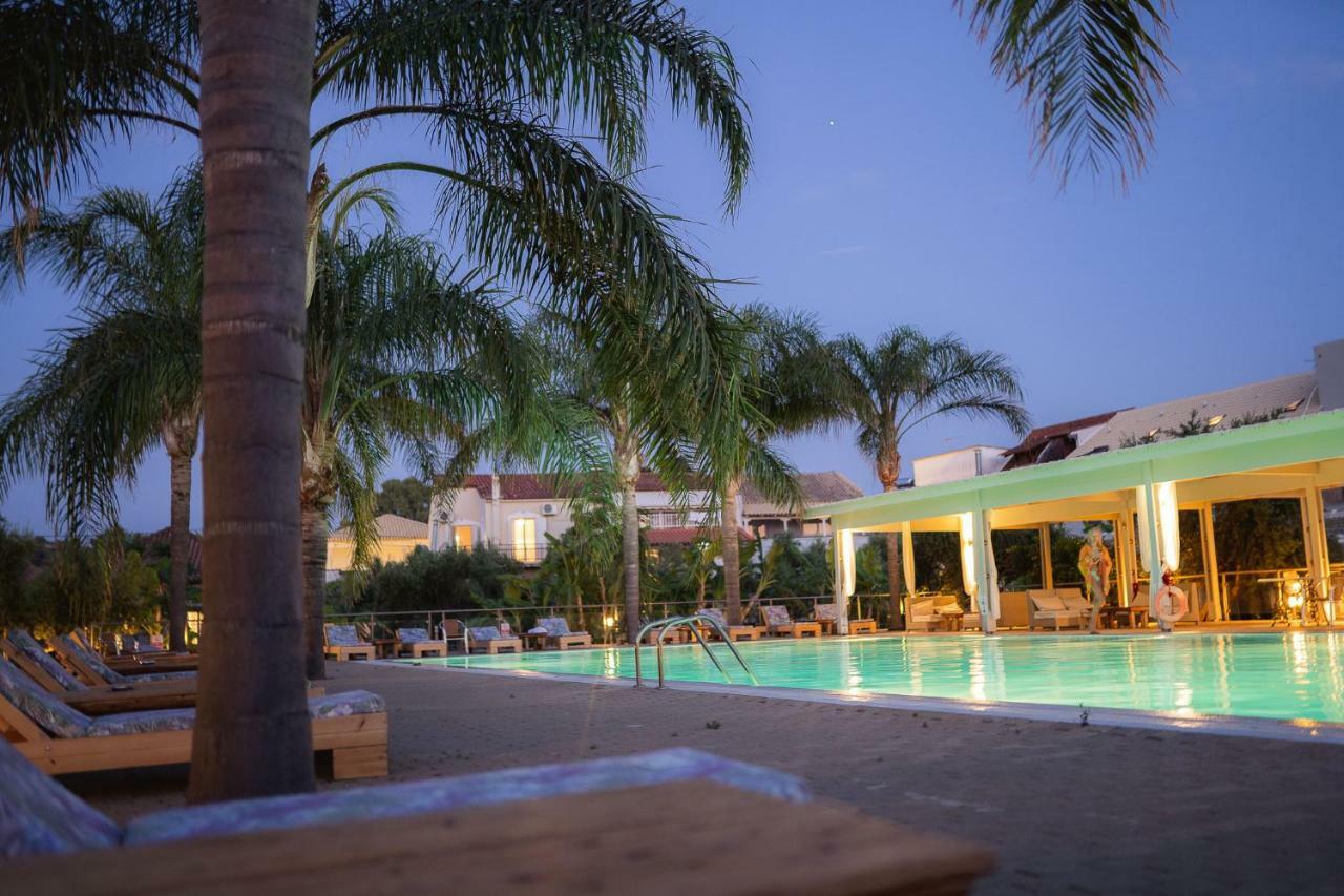 Zoe Seaside Resort 吉亚洛瓦 外观 照片